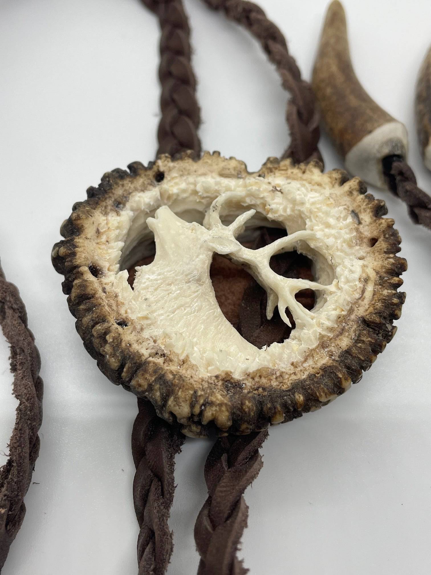 Cravata vanatoreasca Cerb - Articole de Vanatoare