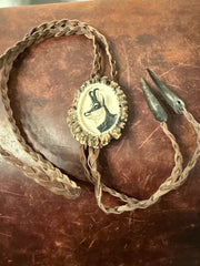 Cravata Vanatoreasca sculptata manual Capra Neagra