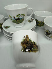 Set portelan pentru cafea format din 6 cesti cu farfurii