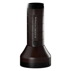 LANTERNA P18R SIGNATURE 4500LM LI-ION CABLU USB - Articole de Vanatoare