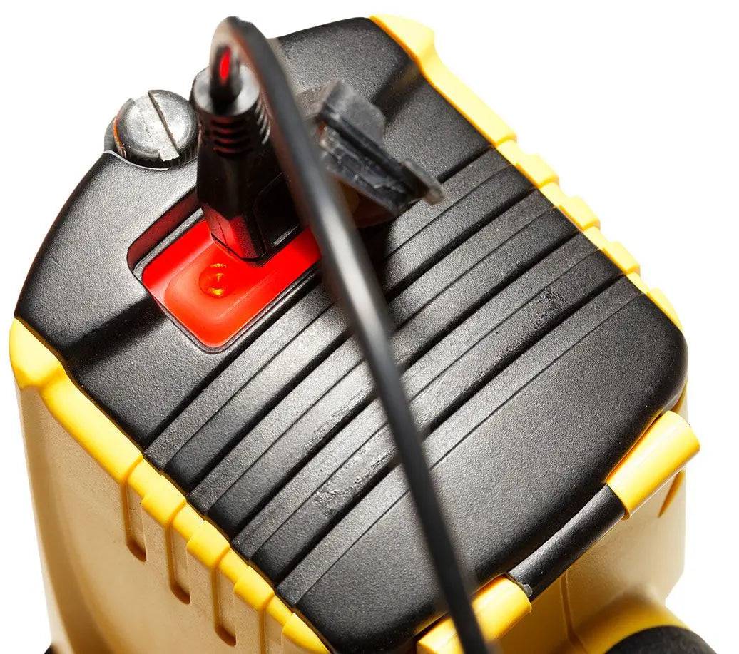 Proiector Led NightSearcher Trigger Pro - Articole de Vanatoare