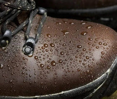 Spray intretinere incaltaminte