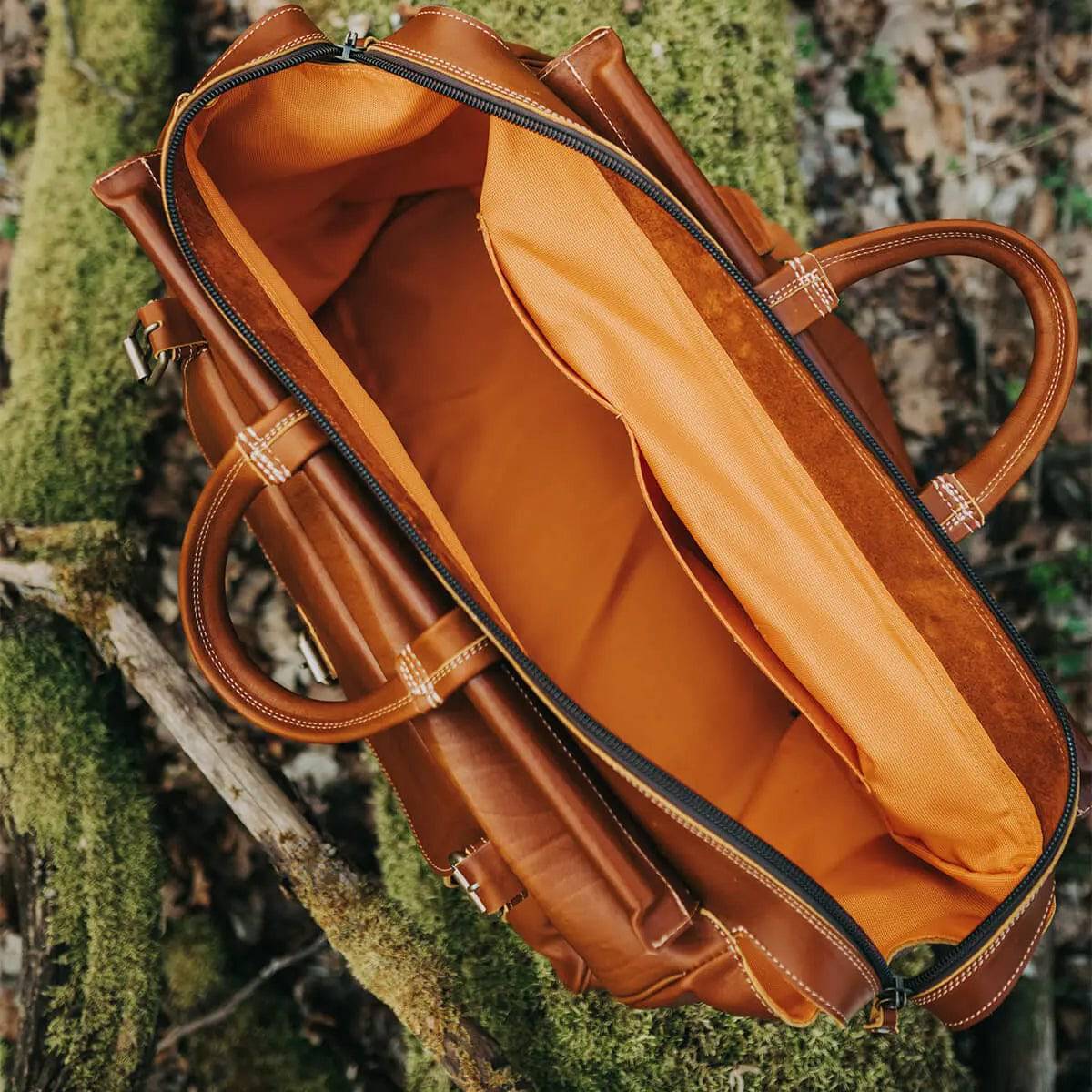 Geanta vintage piele - Articole de Vanatoare