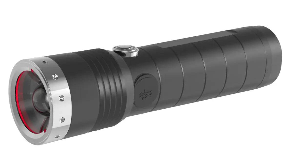 LANTERNA LED LENSER MT14 LM ACUM USB HUSA - Articole de Vanatoare