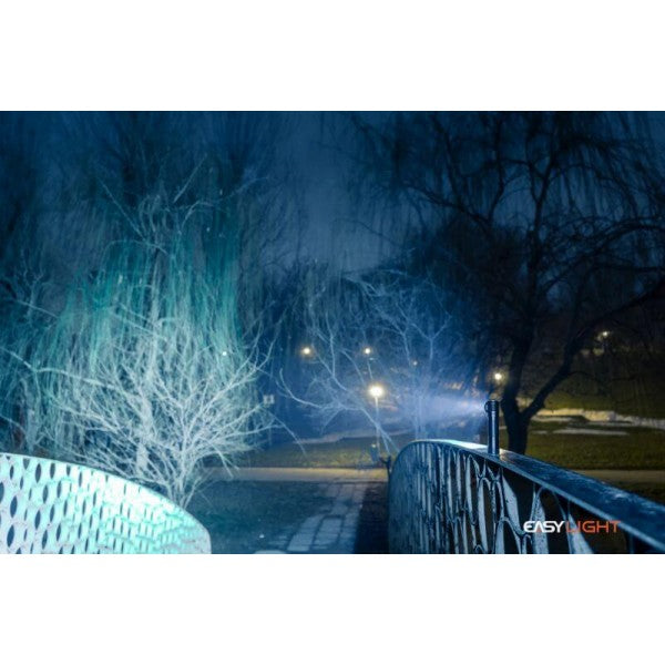 Lanterna frontala Nitecore HC33 articolevanatoare fascicul luminos noapte padure