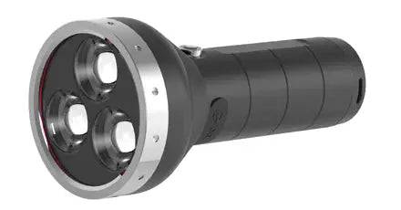 LANTERNA LED LENSER  MT18 3000LM+ACUM.+USB+INC.